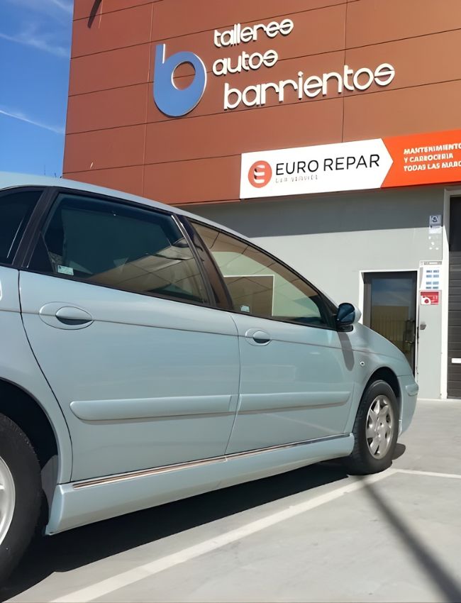 auto en talleres autos barrientos